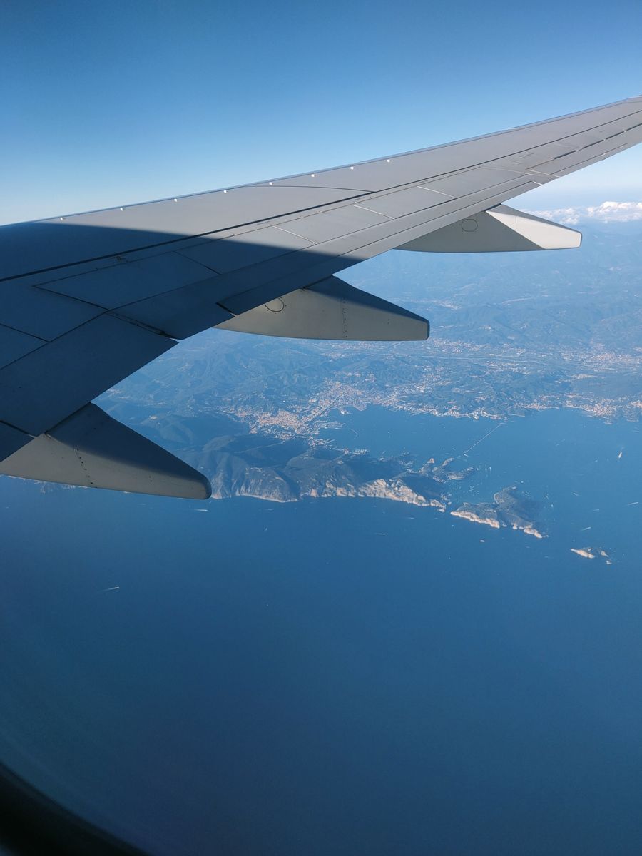 aircraft wing in close up shot — From question to next step: Best Network by City shortens the path to a decision.