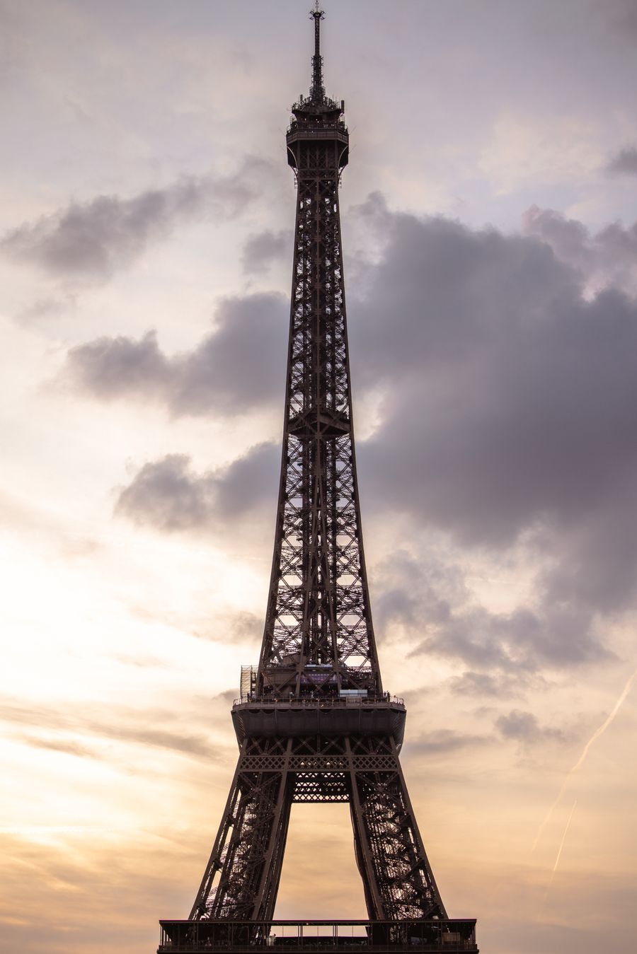 eiffel tower at sunset — Airport Connectivity runs in your browser session — nothing sensitive stored against you.